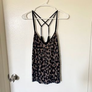 NWOT Strappy sequin v neck cami tank top